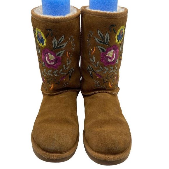 UGG Women's Juliette Embroidered Boots Chestnut Suede Brown Size 7 - Picture 2 of 11